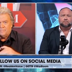 Watch: Alex Jones & Steve Bannon On How To Stop The Great Reset