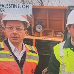 Mayor Pete Finally Shows Up in East Palestine – 20 Days After Disaster