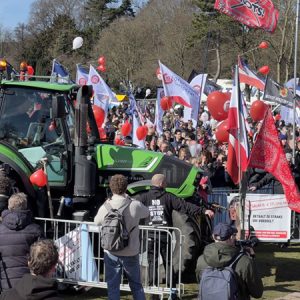 10,000 Dutch farmers protest government’s crippling nitrogen emissions target in The Hague